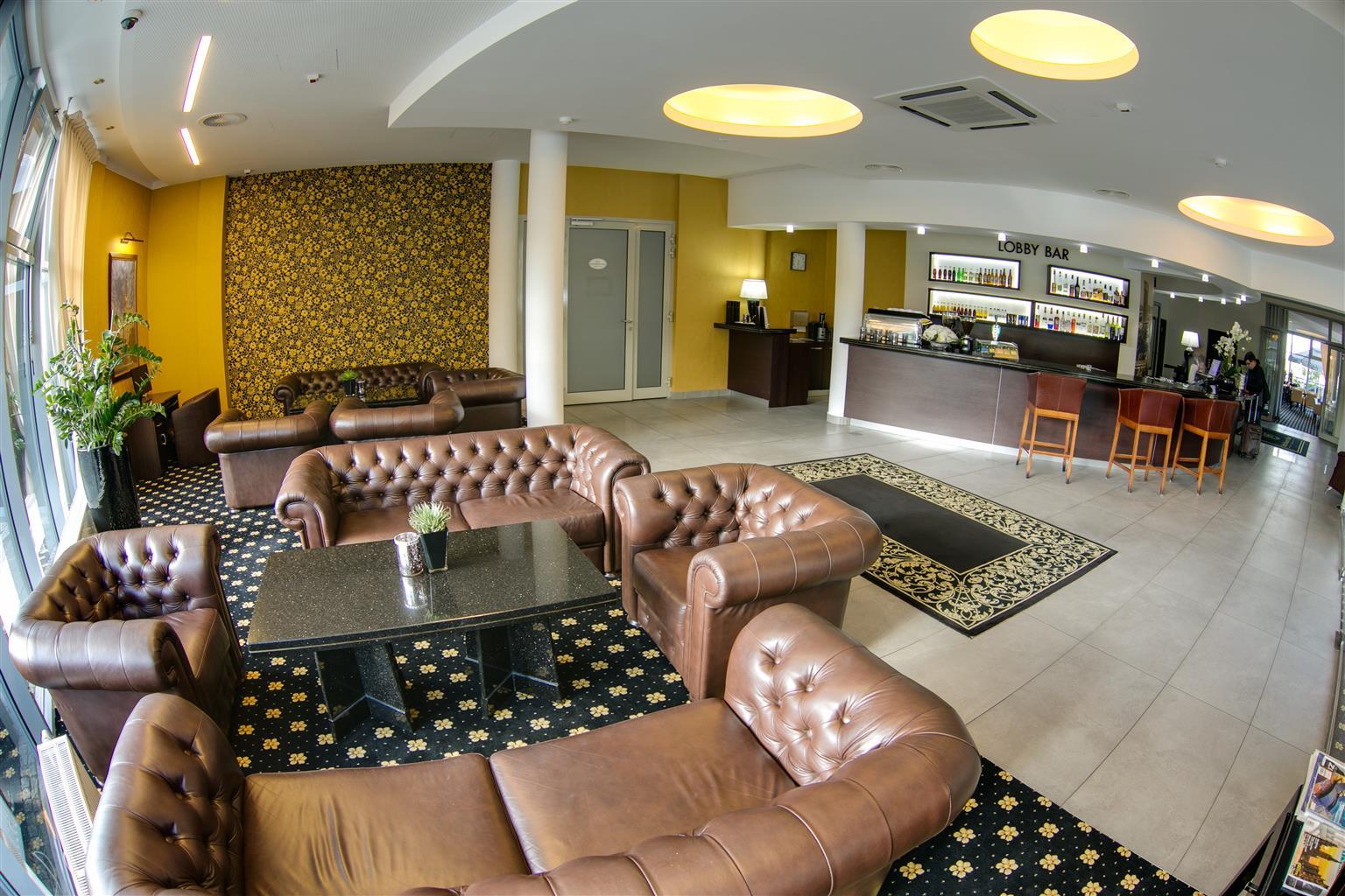 Hotel Business Faltom Gdynia Rahmel Exterior foto