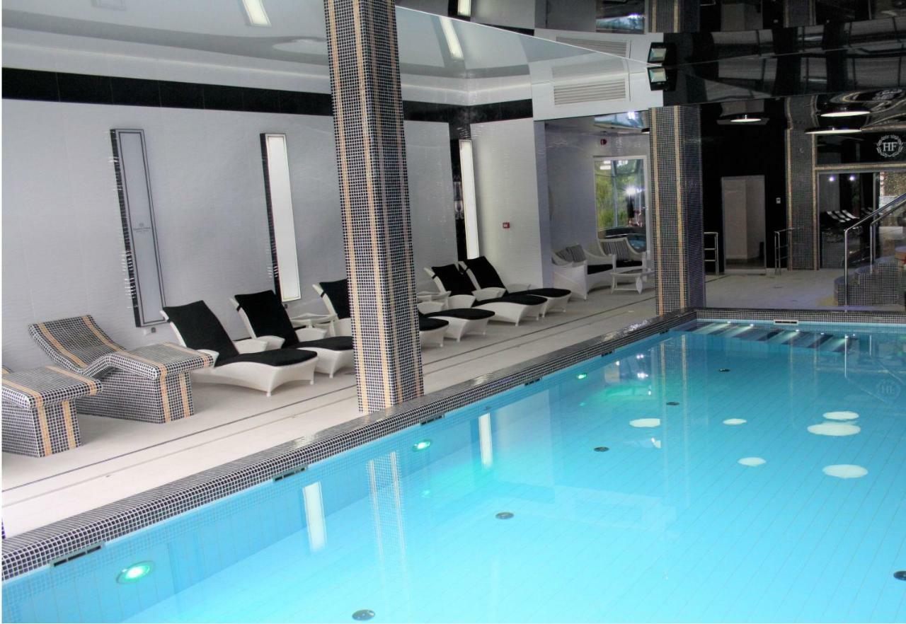 Hotel Business Faltom Gdynia Rahmel Exterior foto